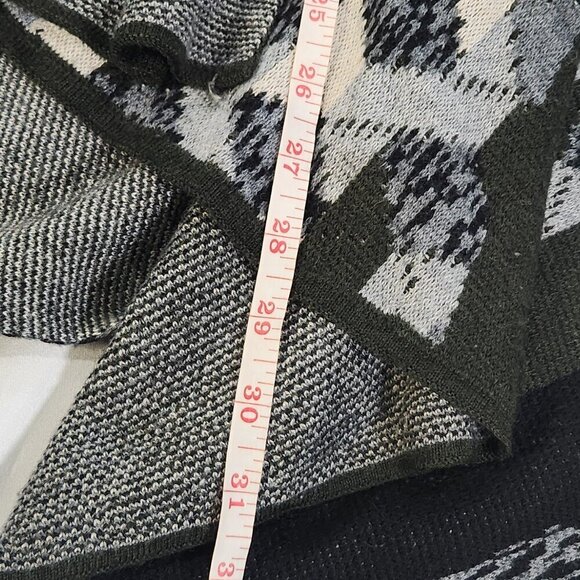 MaxSport Open Cardigan Sweater Hooded Waterfall Med
Lot F - Picture 7 of 8